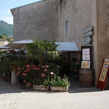 Hotel Restaurant Les Jeunes Chefs 2*